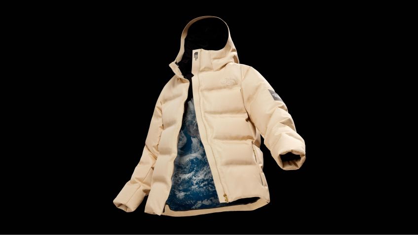 "Moon Parka", casaco feito com tecido que imita teia de aranha em parceria com a empresa The North Face / Spiber/Divulgação