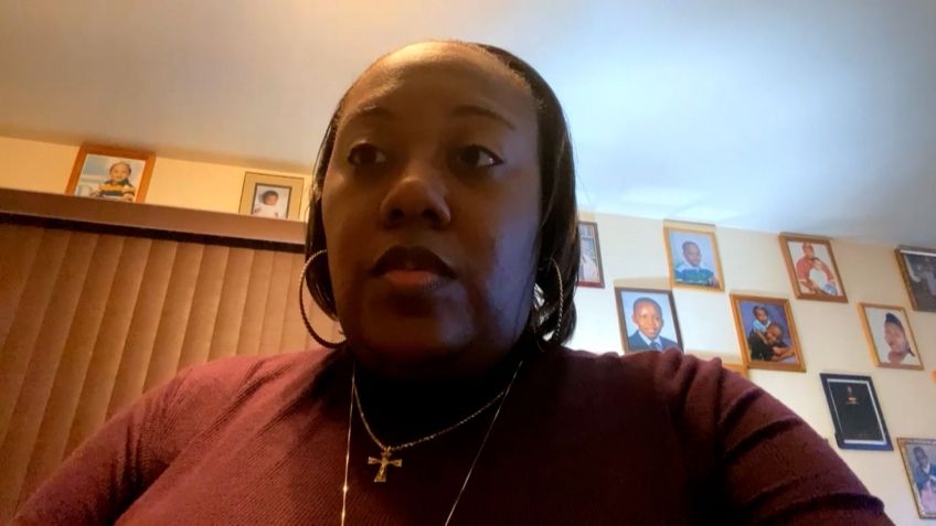 Latisha Rogers, funcionária do supermercado Buffalo, onde 10 pessoas foram mortas na semana passada em um tiroteio / CNN