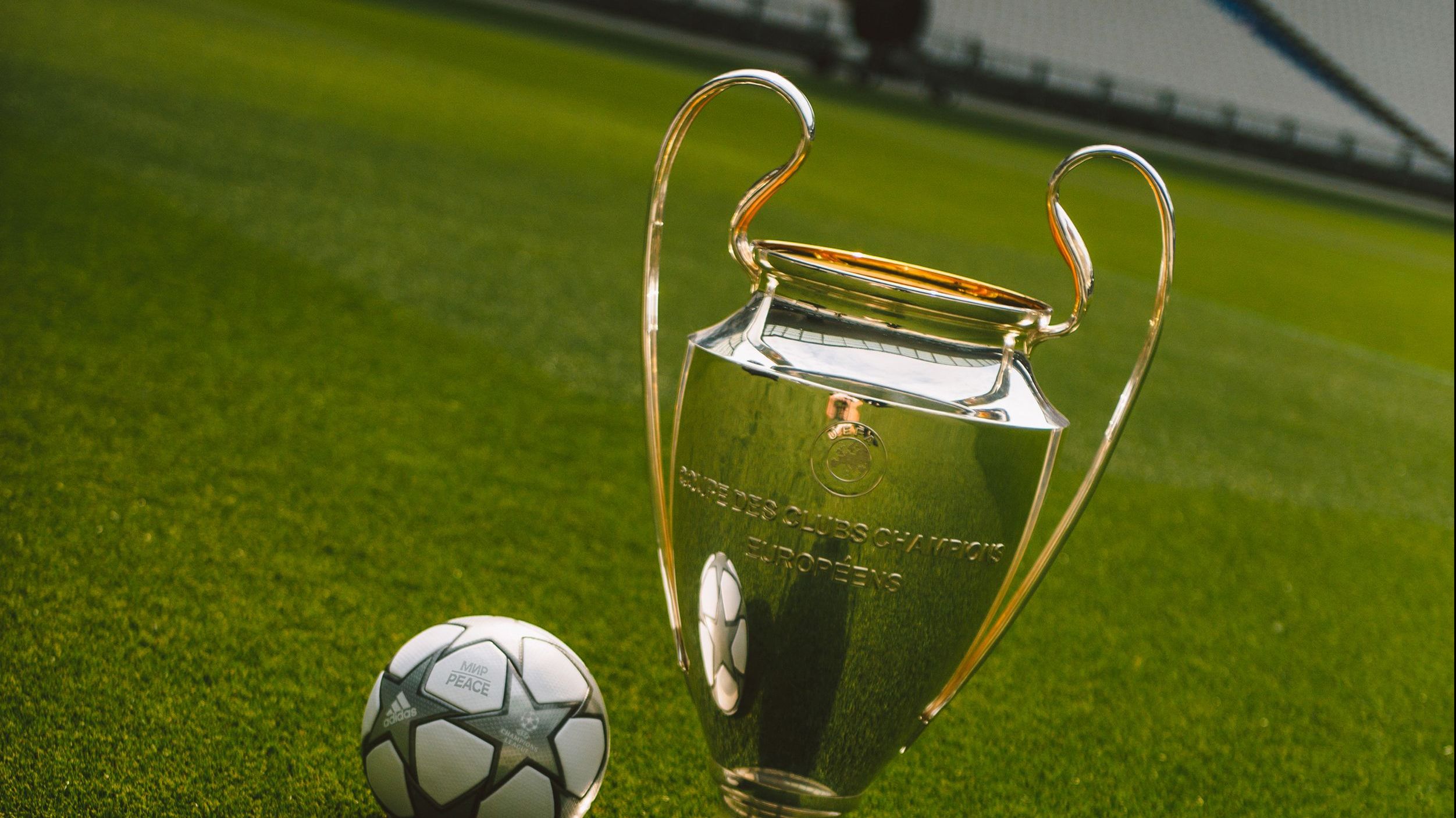 Bola final Liga dos Campeões 2022