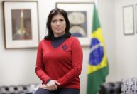 MDB flerta com Lula e Bolsonaro, mas cúpula não vê debandada contra Tebet