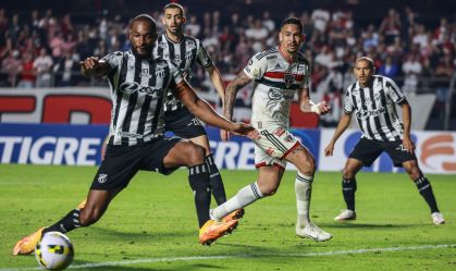 Lance do empate entre São Paulo e Fortaleza, no Morumbi, pelo Campeonato Brasileiro