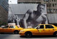 Documentário da Netflix mostra a preocupante ascensão da Abercrombie