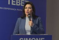 Simone Tebet acena para PSDB e diz que pretende “romper polarização com diálogo”
