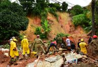 Sobe para 91 o número de mortes causadas pelas chuvas em Pernambuco