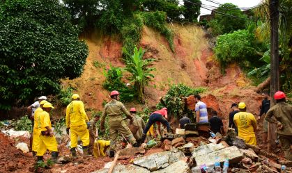 Mortes pelas chuvas, testes nas urnas eletrônicas e mais de 30 de maio