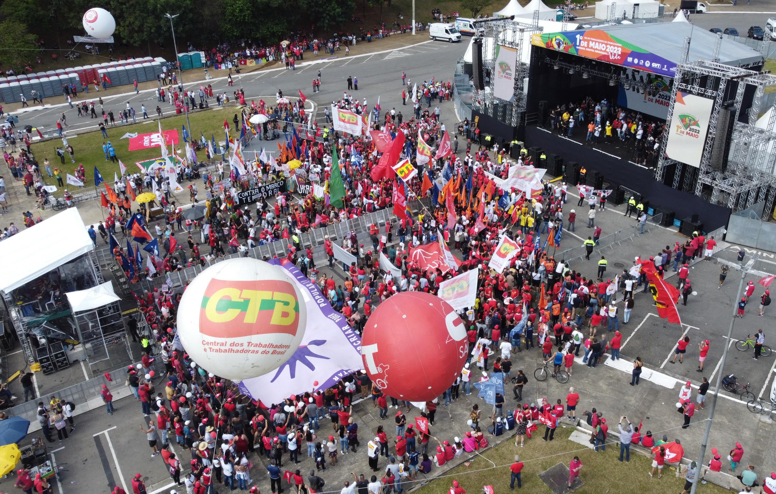 LULA-1 DE MAIO DIA DO TRABALHADOR CUT PROTESTO MANIFESTAÇÃO
