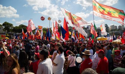 LULA-1 DE MAIO DIA DO TRABALHADOR CUT PROTESTO MANIFESTAÇÃO