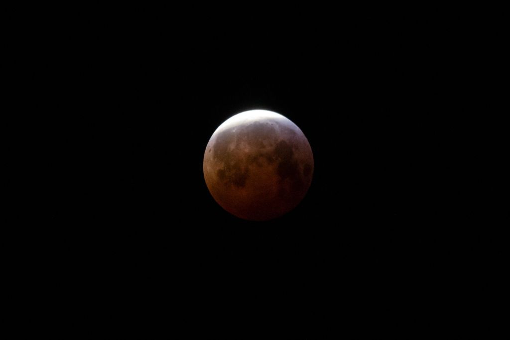 eclipse lunar total