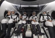 Quatro astronautas retornam à Terra em cápsula da SpaceX após missão de 6 meses