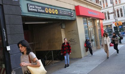 Homem de 48 anos é morto a tiros no metrô de Nova York
