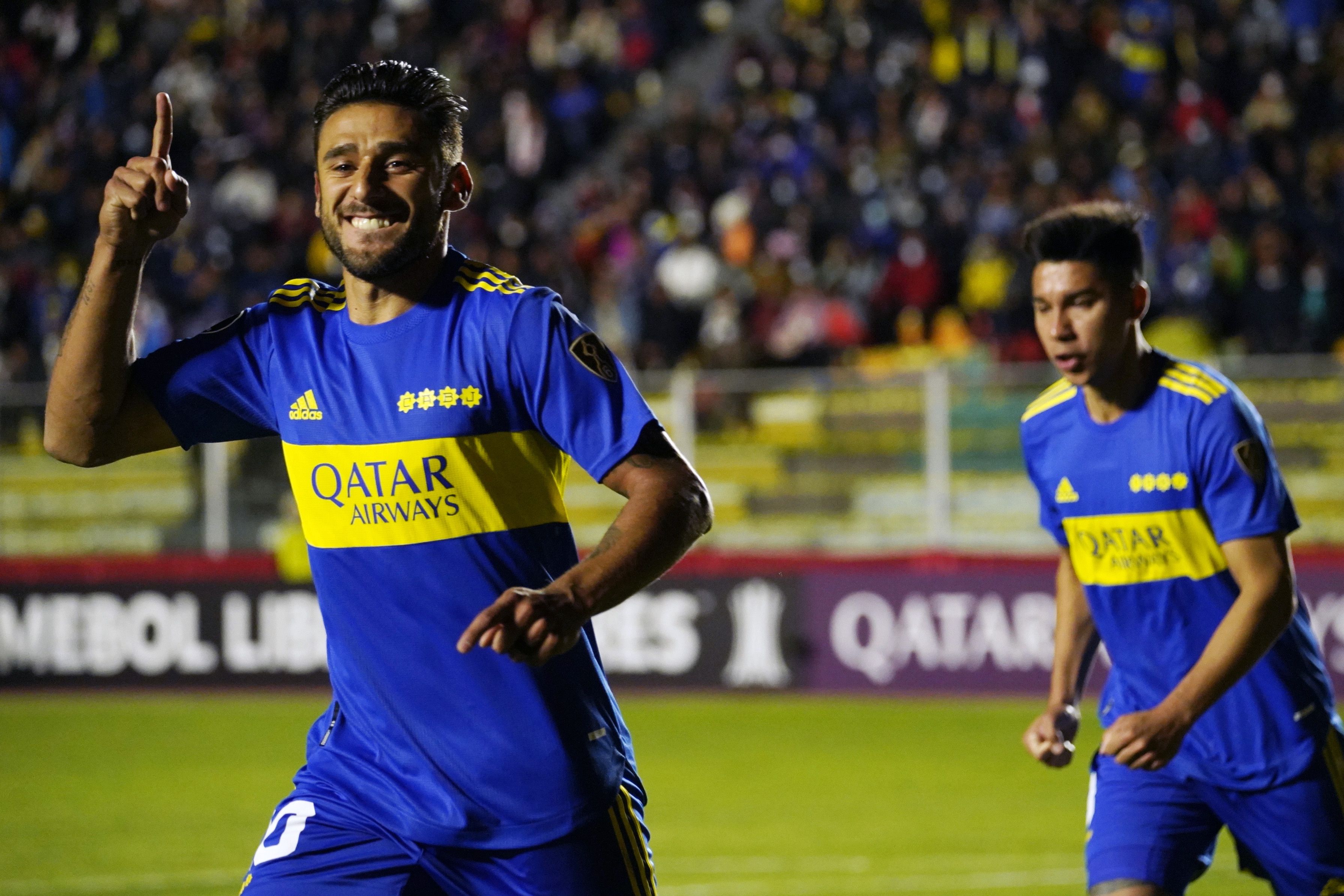 Eduardo Salvio, do Boca Juniors, comemora após marcar de pênalti contra o Always Ready, pela Libertadores, no Estádio Hernando Siles, em 04 de maio de 2022, em La Paz, Bolívia. / Javier Mamani/Getty Images