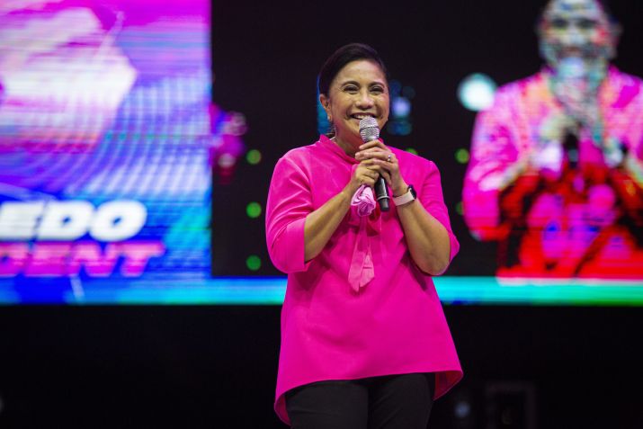 A atual vice-presidente das Filipinas, Leni Robredo, é a principal adversária de Marcos Jr. nas eleições / Lauren DeCicca/Getty Images