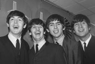 Os Beatles irão receber 4 filmes, um para cada integrante da banda; entenda