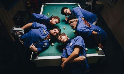 JOVEM DIONISIO BANDA ACORDA PEDRINHO