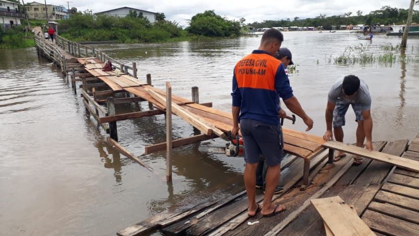 Cheia na cidade de Ipixuná (AM), no início deste ano / Divulgação/Secom