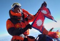Sherpa nepalês escala Monte Everest pela 26ª vez e amplia próprio recorde