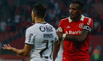 Polícia indicia Rafael Ramos por injúria racial contra Edenílson