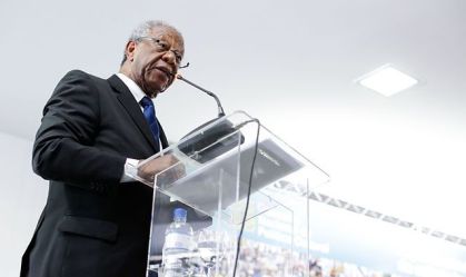 Ator Milton Gonçalves morre aos 88 anos