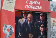 Em desfile militar, Putin diz que “operação” na Ucrânia foi ação “preventiva”