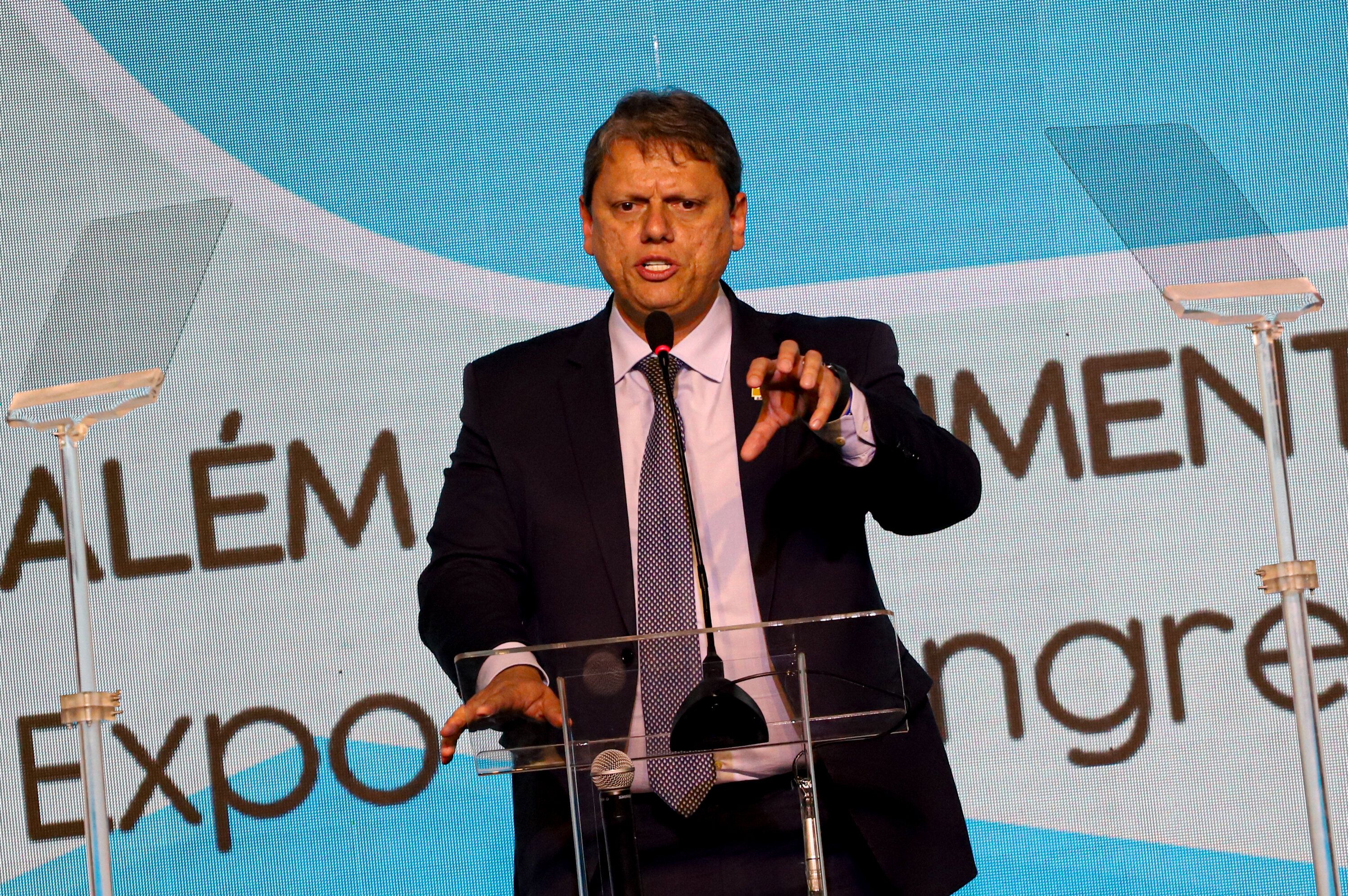 Ex-ministro Tarcísio Gomes de Freitas durante evento em São Paulo