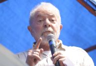 Lula é criticado por chamar de “imbecil” quem tem muito dinheiro