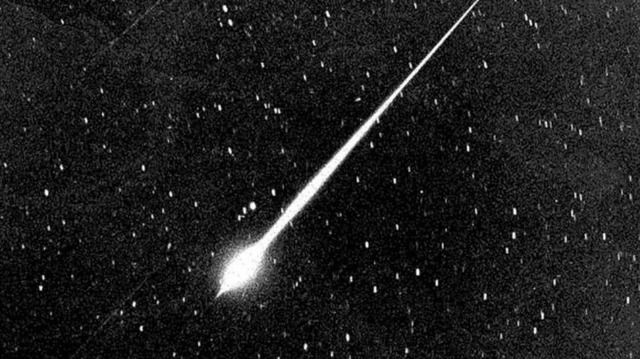 Chuva de meteoros Eta Aquáridas ocorre em maio / Getty Images
