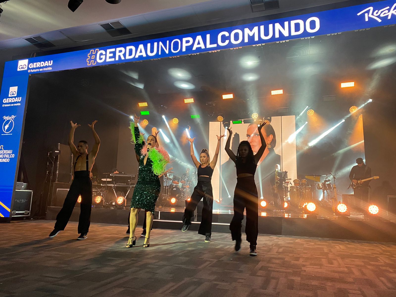 A cantora Ivete Sangalo se apresentou durante o evento de anúncio do Palco Mundo do Rock in Rio 2022 / Jaqueline Frizon/CNN