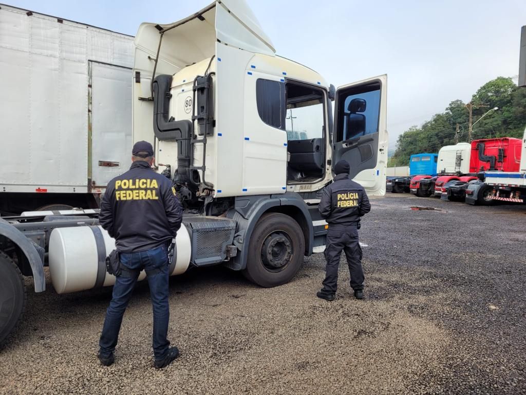 Polícia Federal caminhões