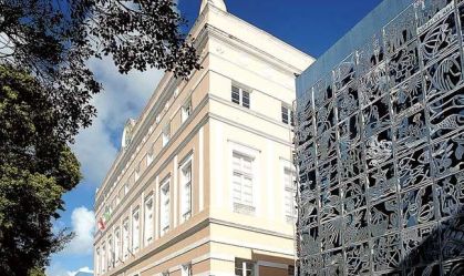 Nunes Marques pede vista e adia julgamento sobre eleições indiretas de Alagoas