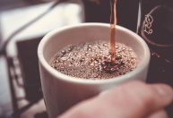 Inflação muda relação custo-benefício e brasileiro começa a trocar café e óleo