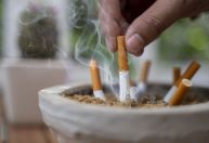 Fumar prejudica a fertilidade tanto de homens como de mulheres