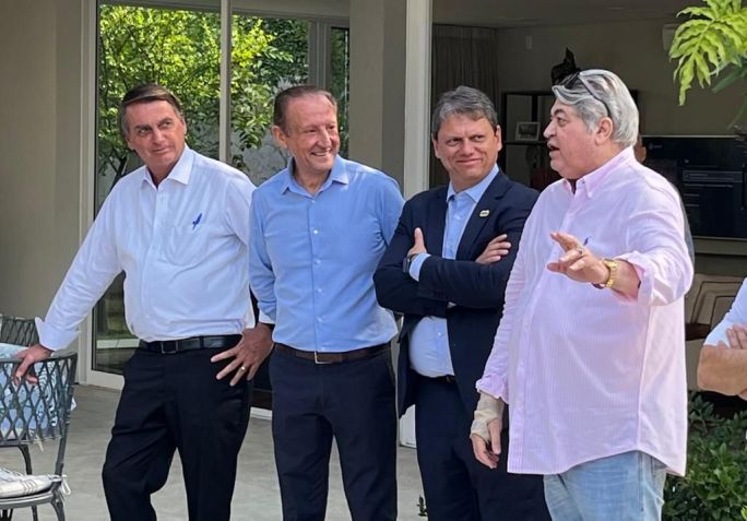 Bolsonaro, Paulo Skaf, Tarcísio de Freitas e Datena, que irá concorrer ao Senado / Divulgação