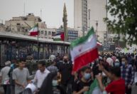 Entenda por que os iranianos voltam às ruas em protestos