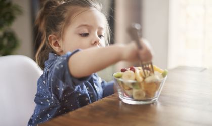 Como melhorar a relação da criança com a alimentação? Dr. Kalil responde