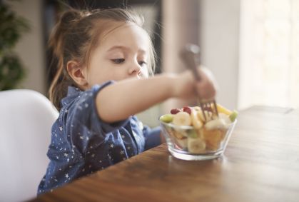 Como melhorar a relação da criança com a alimentação? Dr. Kalil responde
