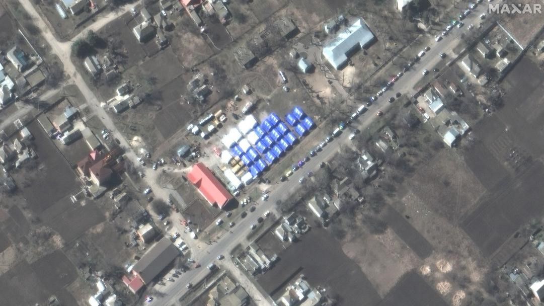 Imagens de satélite feitas pela Maxar Technologies de acampamento em Bezimenne, em 22 de março de 2022 / Maxar Techonologies