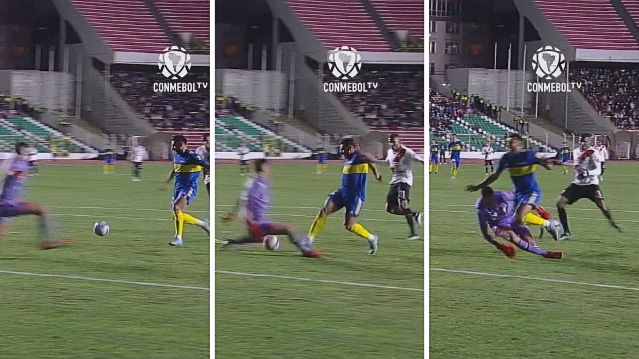 Montagem mostra lance polêmico que resultou na marcação de pênalti a favor do Boca Juniors em partida contra o time boliviano Always Ready / Reprodução/Conmebol TV