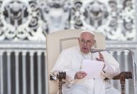 “Meu coração está partido”, diz papa Francisco sobre ataque em escola dos EUA