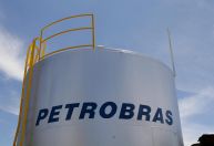 Conselho da Petrobras está reunido para tratar troca de comando