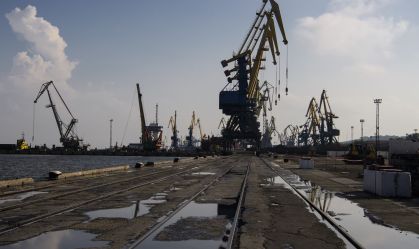 Navio sai de Mariupol rumo à Rússia pela 1ª vez desde que Moscou tomou a cidade