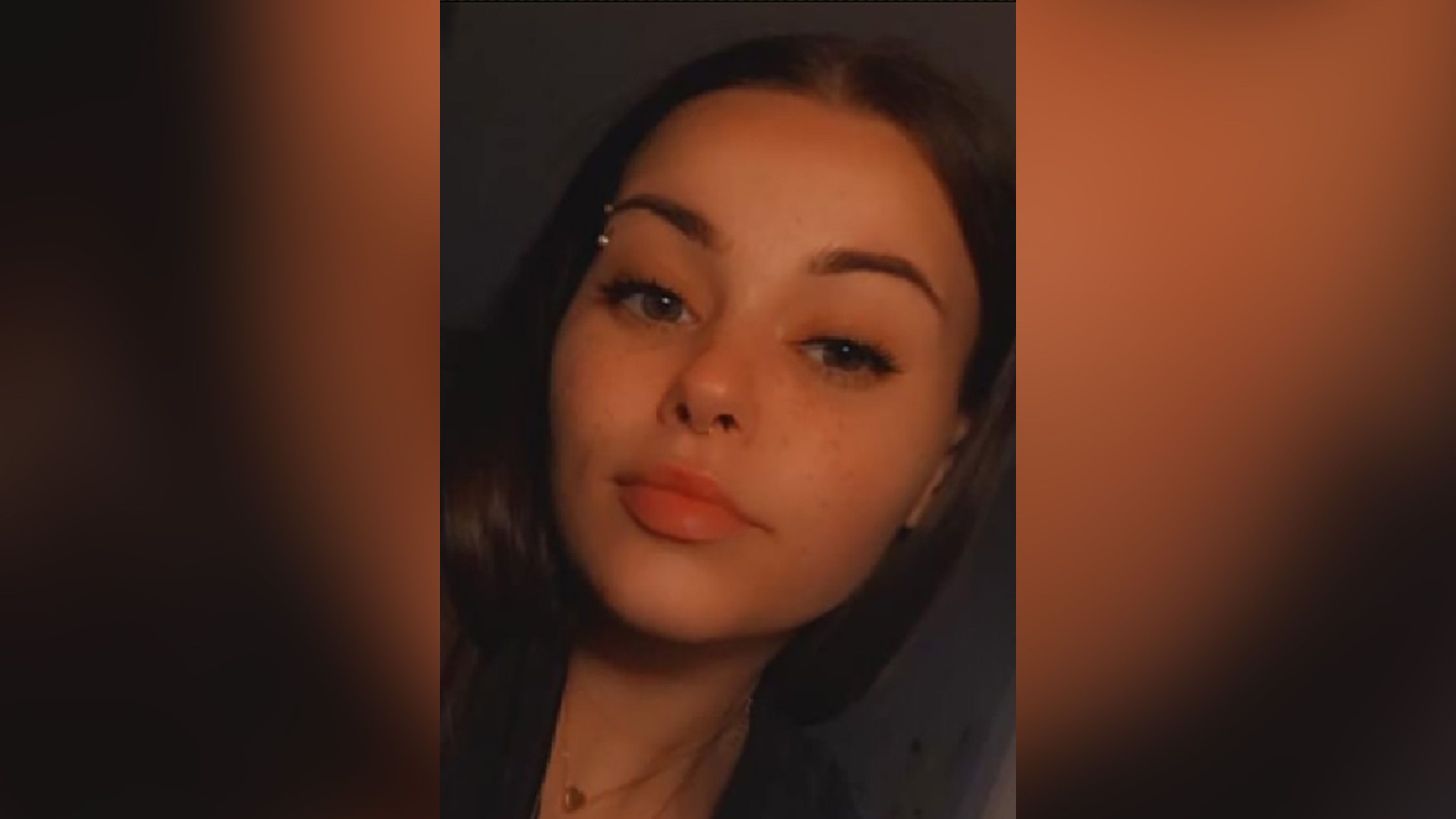 A última selfie de Tina Owens foi selecionada como a foto do obituário da jovem de 24 anos, disse sua mãe. / Katherine Klosterman