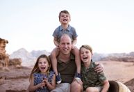 Príncipe William publica foto junto com os filhos para comemorar o Dia dos Pais