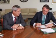 TSE multa Bolsonaro e Braga Netto em R$ 110 mil por descumprir decisão