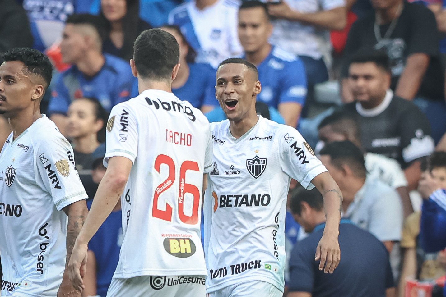 Atacante Ademir abriu o placar para o Atlético-MG contra o Emelec nesta terça-feira (28)