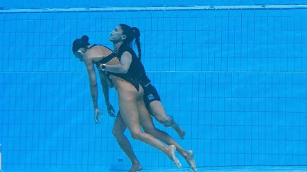 O acidente ocorreu em Budapeste, nesta quarta-feira (22), durante o Campeonato Mundial da Natação da Fina / Peter Kohalmi/AFP vía Getty Images