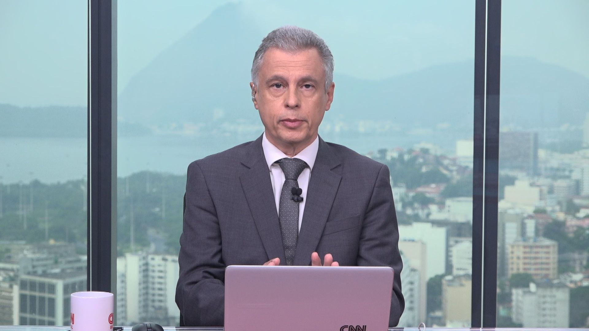 Fernando Molica no quadro Liberdade de Opinião
