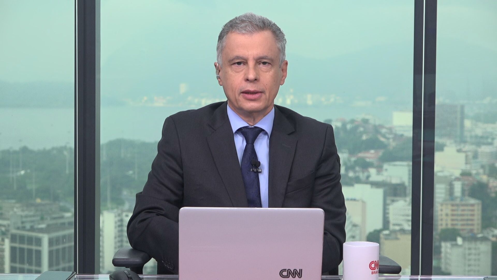 Fernando Molica no quadro Liberdade de Opinião