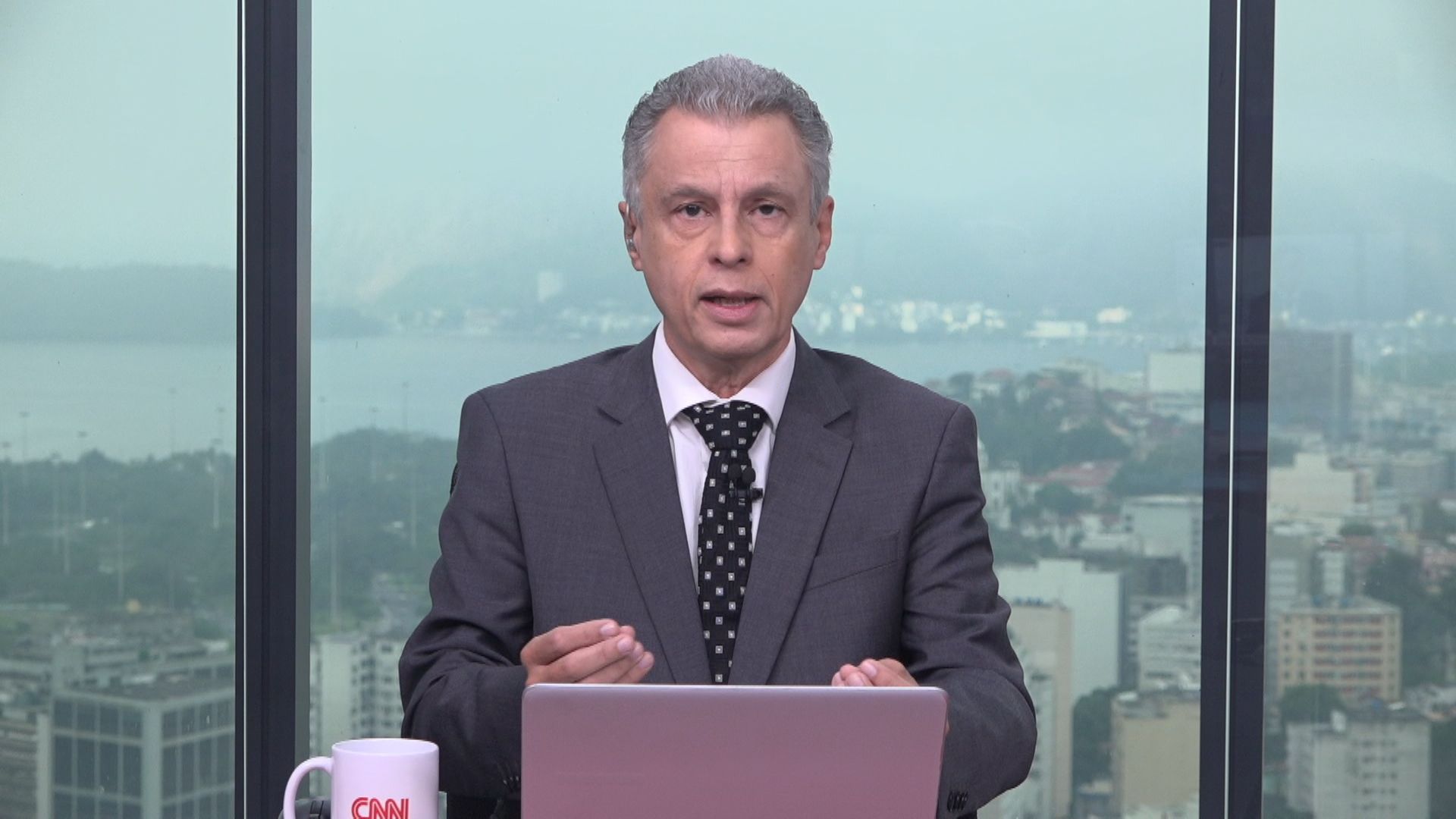 Fernando Molica no quadro Liberdade de Opinião