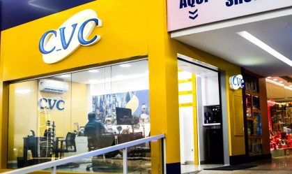 CVC reverte prejuízo com lucro de R$ 8,5 mi no 4º tri e vê "nova fase"