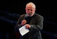 “Parece que o mundo gira em torno deles”, diz Lula sobre jantar com empresários